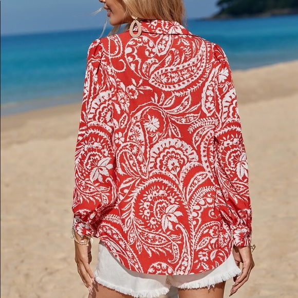 πΊ BOHO RED WHITE FLORAL PRINT BLOUSE! - Picture 2 of 6